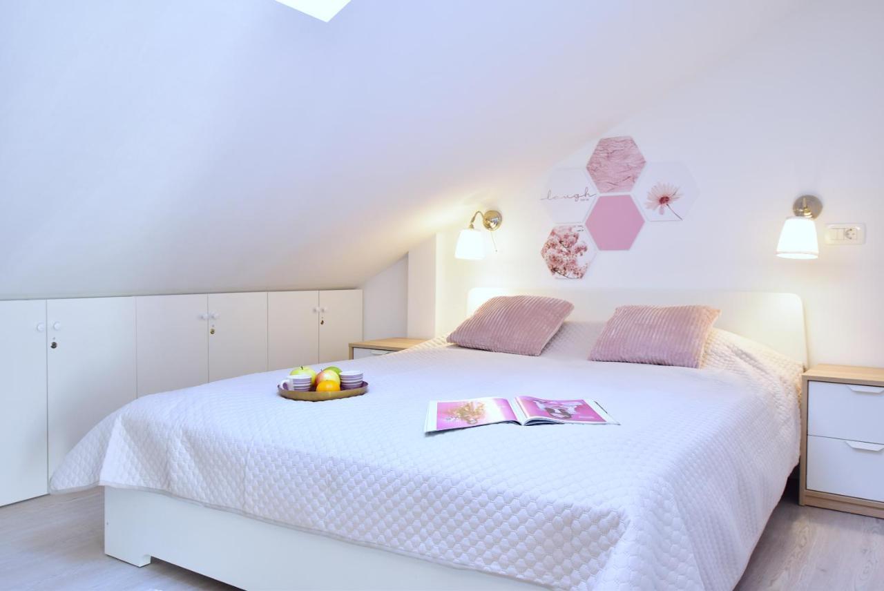 Apartments Sea & Sky Стари Град Екстериор снимка