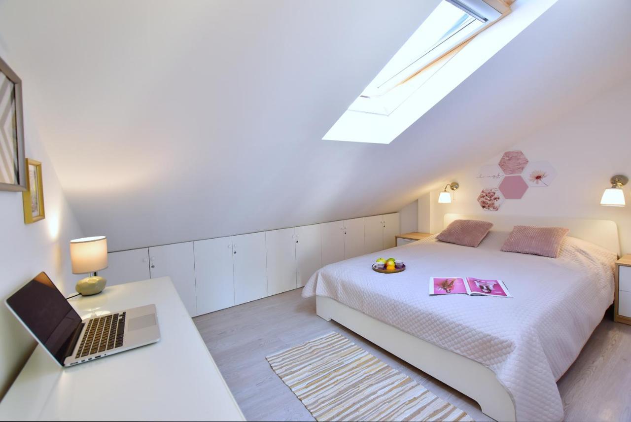 Apartments Sea & Sky Стари Град Екстериор снимка