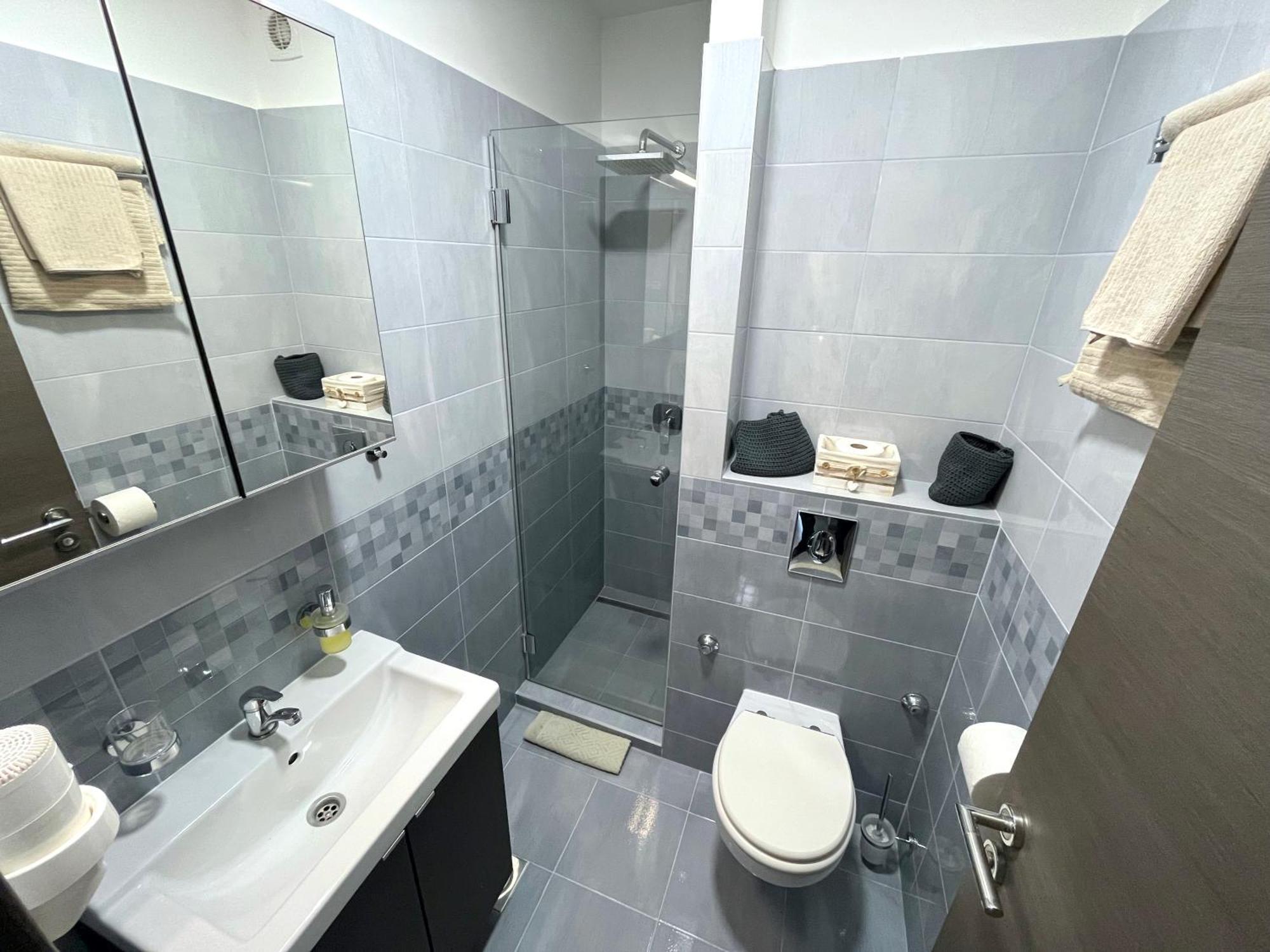 Apartments Sea & Sky Стари Град Екстериор снимка