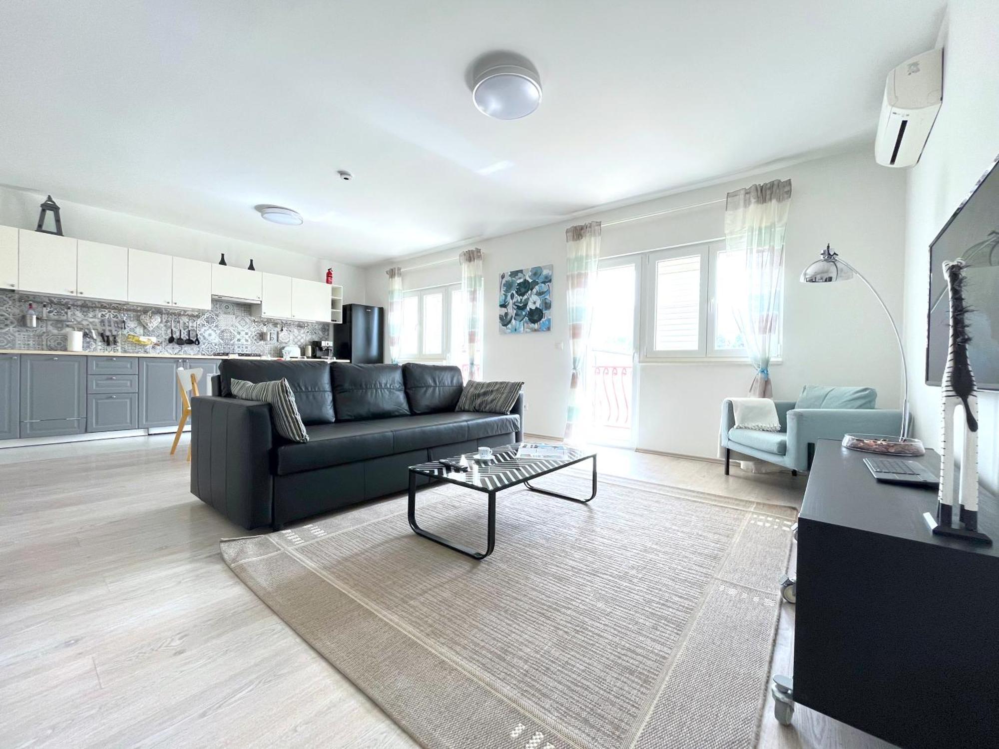 Apartments Sea & Sky Стари Град Екстериор снимка