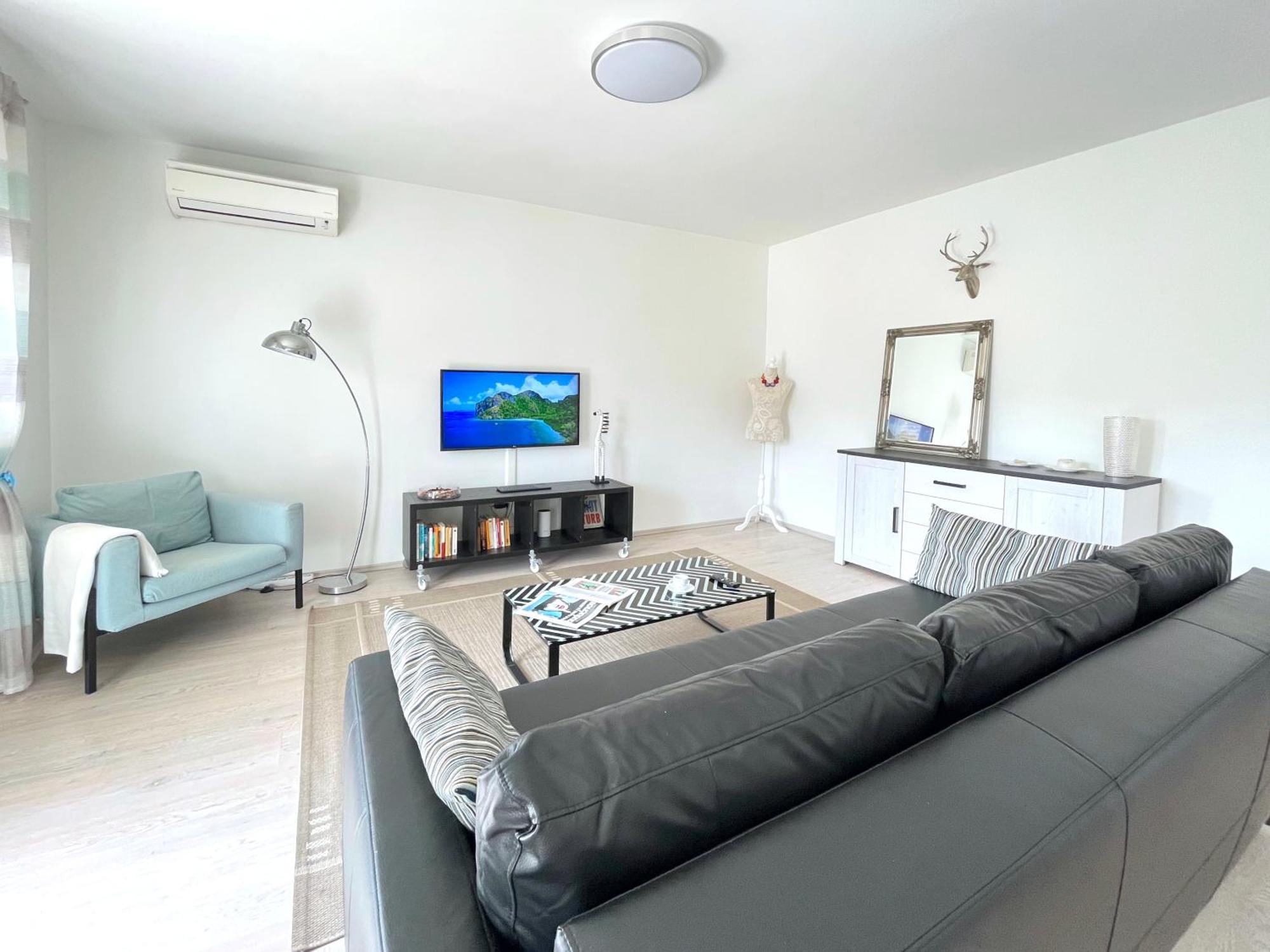 Apartments Sea & Sky Стари Град Екстериор снимка
