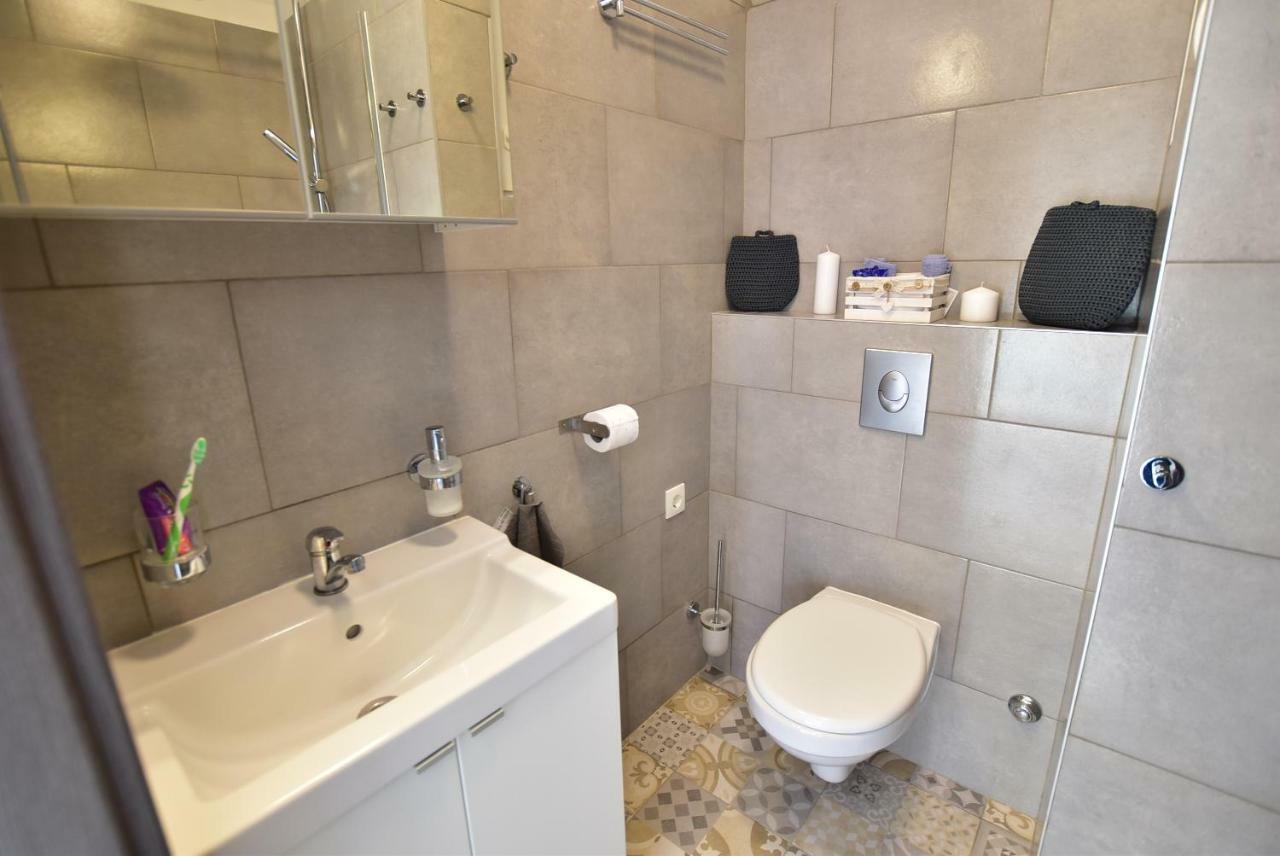 Apartments Sea & Sky Стари Град Екстериор снимка