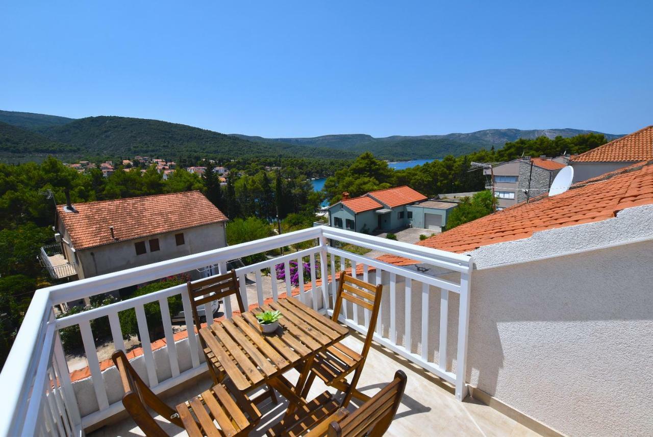 Apartments Sea & Sky Стари Град Екстериор снимка