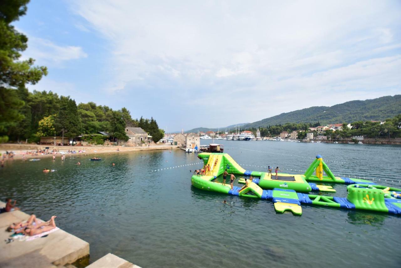 Apartments Sea & Sky Стари Град Екстериор снимка